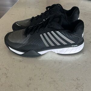 K-Swiss Hypercourt Express 2, barely worn